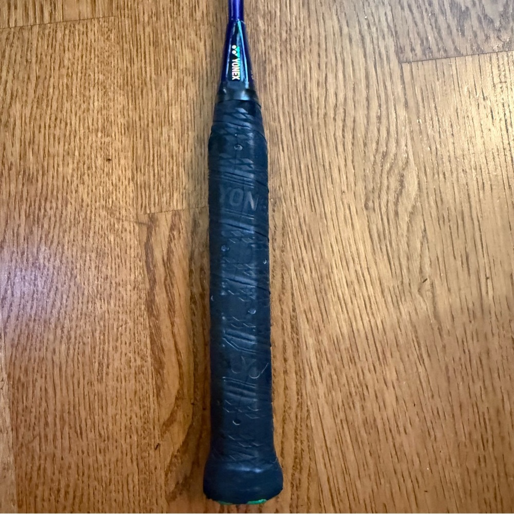 Yonex NanoSpeed 9000 Badminton Racket With Cover Set - Picture 5 of 11